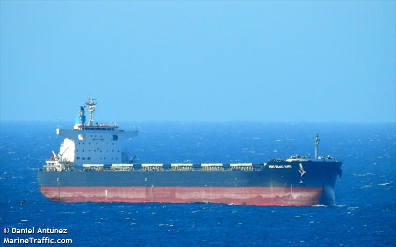 mont blanc hawk (Bulk Carrier) - IMO 9790816, MMSI 374018000, Call Sign 3EPI8 under the flag of Panama