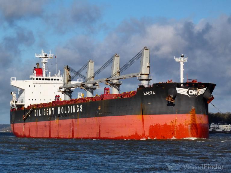 lacta (Bulk Carrier) - IMO 9502362, MMSI 538008466, Call Sign V7A2389 under the flag of Marshall Islands