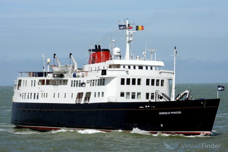 hebridean princess (Passenger (Cruise) Ship) - IMO 6409351, MMSI 232649000, Call Sign GNHV under the flag of United Kingdom (UK)