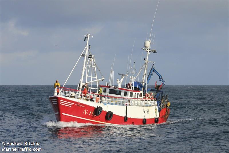 gv resplendent (Fishing Vessel) - IMO 8825341, MMSI 235018597, Call Sign MJUJ2 under the flag of United Kingdom (UK)