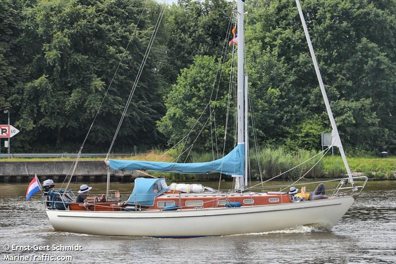 gamla gumman (Sailing vessel) - IMO , MMSI 244770084, Call Sign PB7492 under the flag of Netherlands