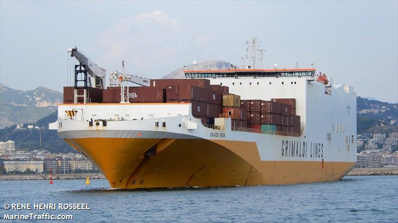 grande benin (Ro-Ro Cargo Ship) - IMO 9343170, MMSI 247275400, Call Sign ICEX under the flag of Italy