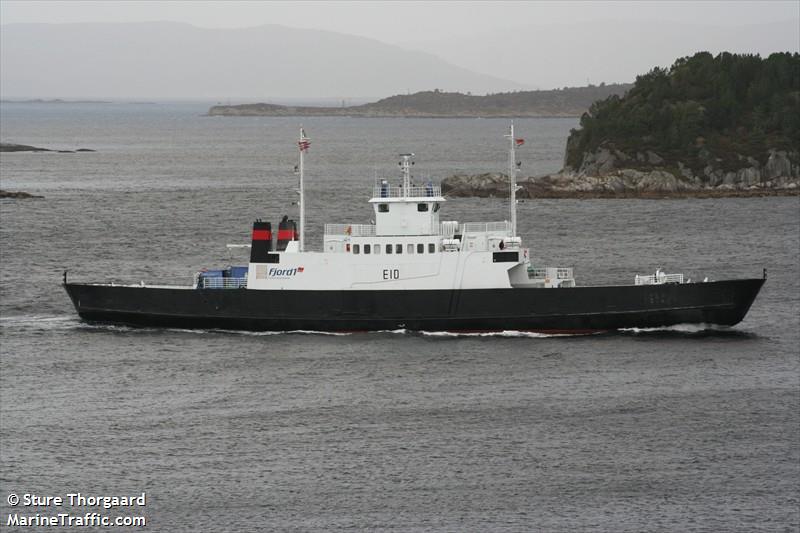 eid (Passenger/Ro-Ro Cargo Ship) - IMO 7700403, MMSI 257239400, Call Sign LGTM under the flag of Norway