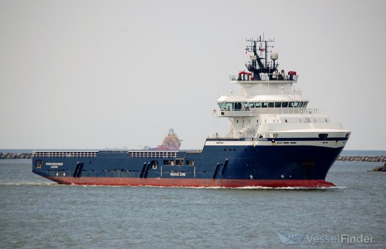 island discoverer (Offshore Tug/Supply Ship) - IMO 9741281, MMSI 257618000, Call Sign LAUD7 under the flag of Norway