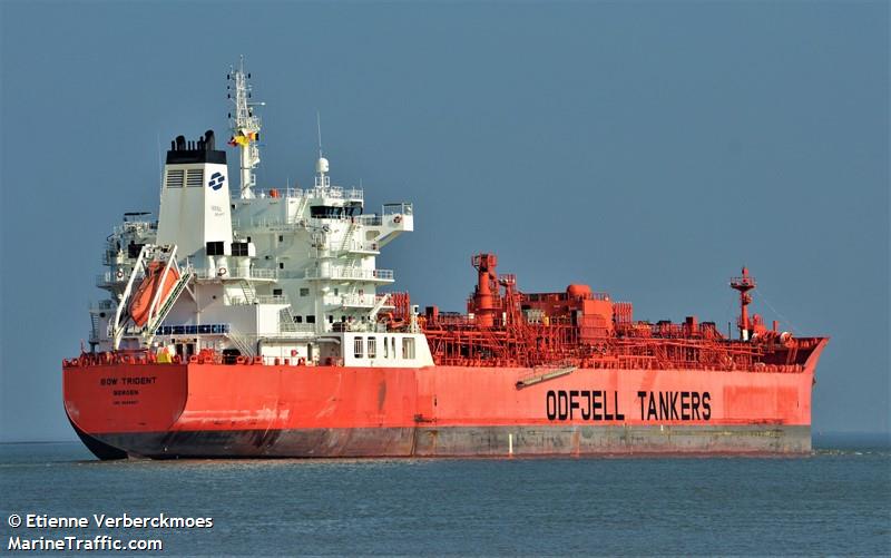 bow trident (Chemical/Oil Products Tanker) - IMO 9669897, MMSI 258795000, Call Sign LARV7 under the flag of Norway