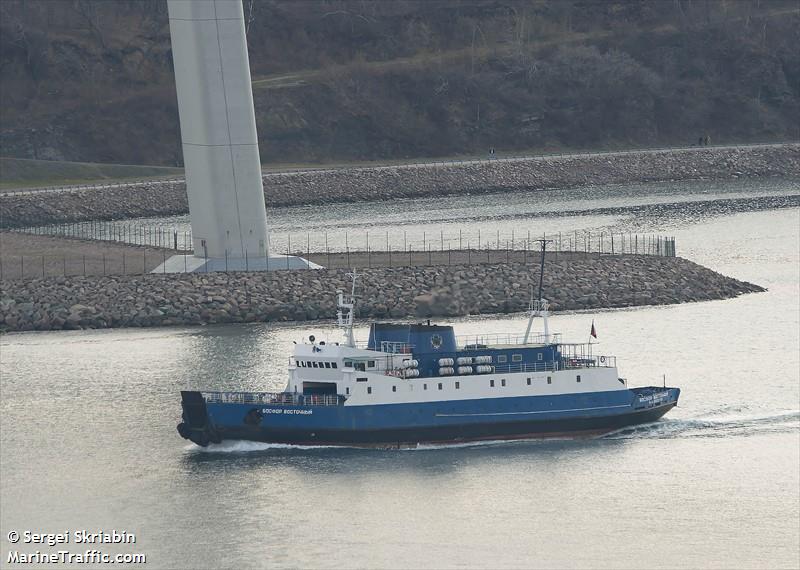 bosfor vostochnyy (Passenger/Ro-Ro Cargo Ship) - IMO 7509562, MMSI 273446020, Call Sign UJHL under the flag of Russia