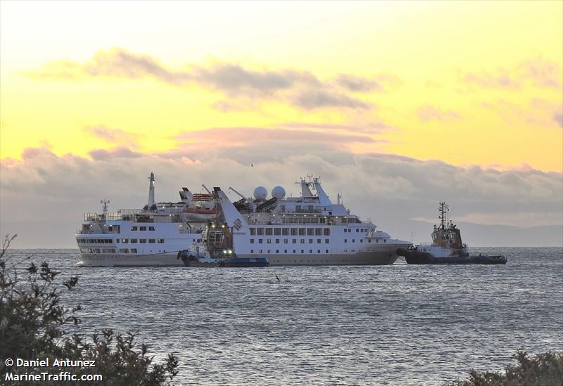 silver explorer (Passenger (Cruise) Ship) - IMO 8806747, MMSI 311562000, Call Sign C6TA8 under the flag of Bahamas