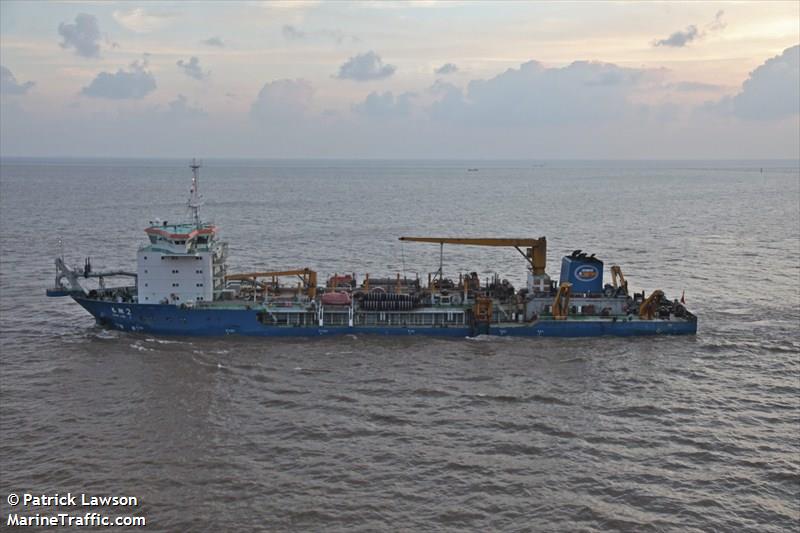 changjing 2 (Hopper Dredger) - IMO 9478054, MMSI 412070420, Call Sign BTXV under the flag of China