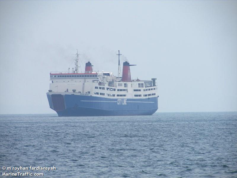 km mutiara persada 1 (Passenger/Ro-Ro Cargo Ship) - IMO 7375856, MMSI 525018314, Call Sign JZVQ. under the flag of Indonesia