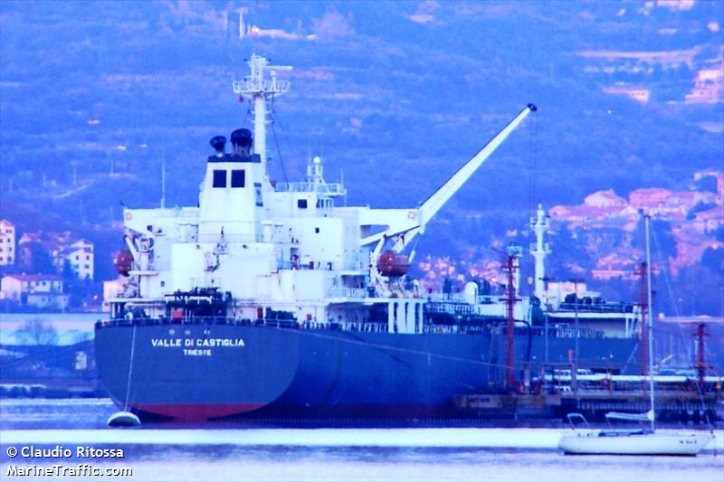 ginza (Chemical/Oil Products Tanker) - IMO 9220926, MMSI 636020099, Call Sign D5XQ7 under the flag of Liberia