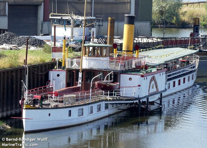 kaiser wilhelm (Passenger ship) - IMO , MMSI 211777820, Call Sign DC4945 under the flag of Germany