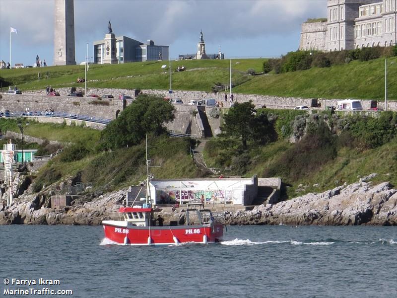 lady t (Fishing vessel) - IMO , MMSI 232031068, Call Sign MIHE6 under the flag of United Kingdom (UK)