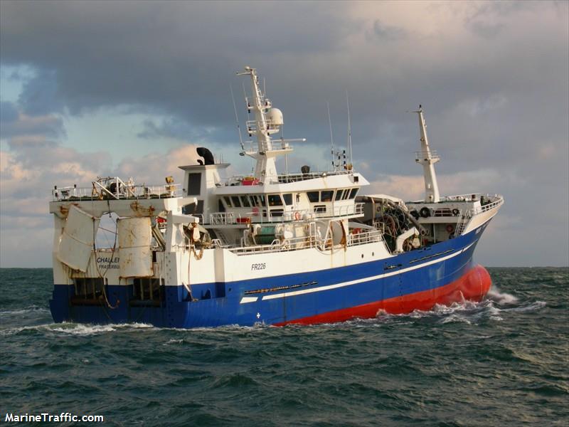 challenge fr226 (Fishing Vessel) - IMO 9286671, MMSI 235013021, Call Sign MCCG5 under the flag of United Kingdom (UK)
