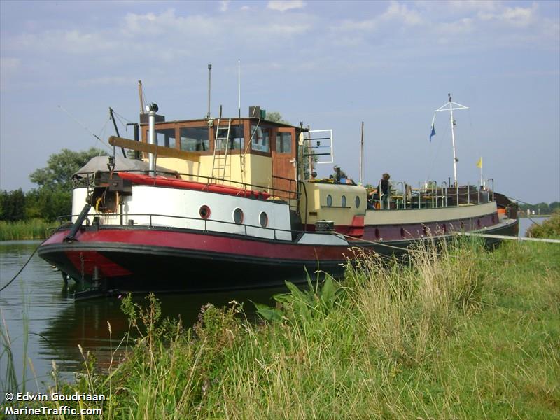 volharding (Passenger ship) - IMO , MMSI 244710013, Call Sign PC2698 under the flag of Netherlands