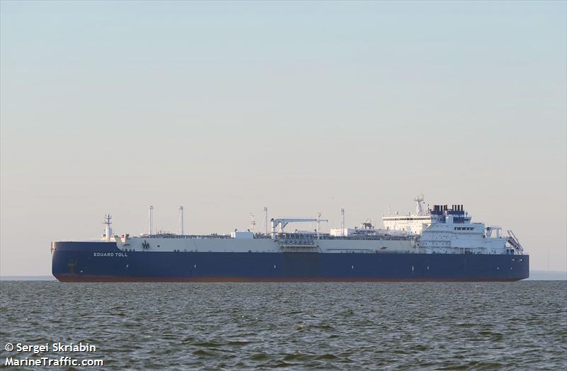 eduard toll (LNG Tanker) - IMO 9750696, MMSI 311000548, Call Sign C6CR2 under the flag of Bahamas
