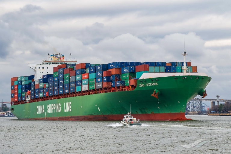 seaspan oceania (Container Ship) - IMO 9286009, MMSI 477020300, Call Sign VRBI2 under the flag of Hong Kong