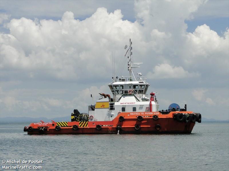 nautica puteri xxix (Tug) - IMO 9763057, MMSI 533130433, Call Sign 9MVP9 under the flag of Malaysia