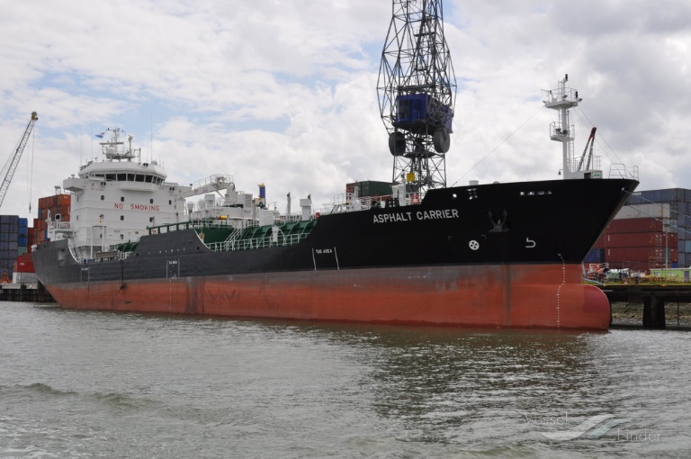 asphalt carrier (Bitumen Tanker) - IMO 9293545, MMSI 538003932, Call Sign V7UC8 under the flag of Marshall Islands