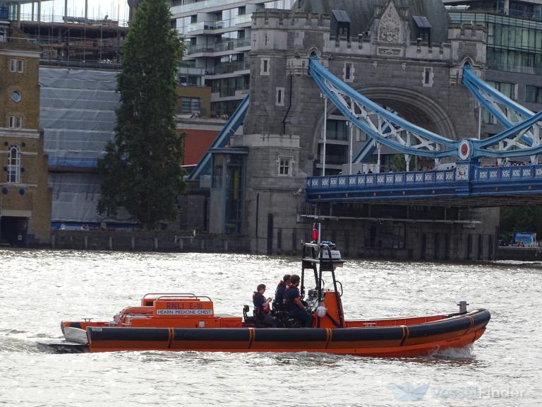 rnli lifeboat e-10 (SAR) - IMO , MMSI 232025941, Call Sign MGQJ2 under the flag of United Kingdom (UK)