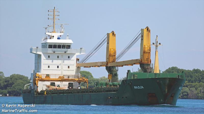 salamander (General Cargo Ship) - IMO 9362815, MMSI 255805816, Call Sign P2V5798 under the flag of Madeira