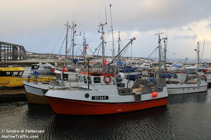 hellefisk (Fishing vessel) - IMO , MMSI 257203020, Call Sign LM2572 under the flag of Norway