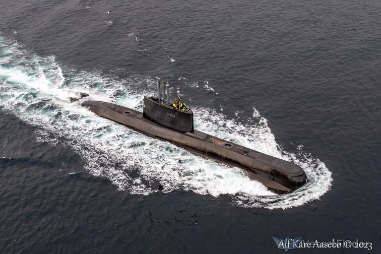norwegian submarine (Military ops) - IMO , MMSI 259009000, Call Sign LBAW under the flag of Norway