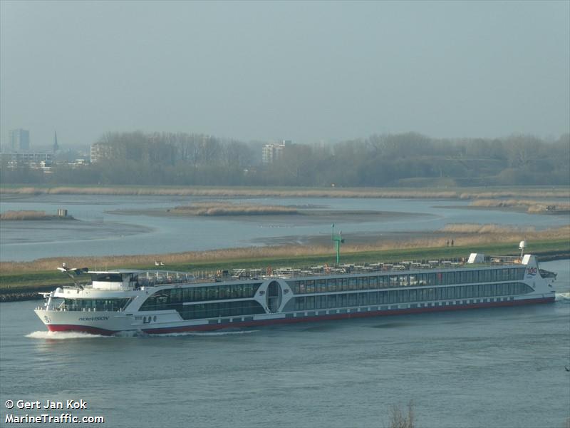 nickovision (Passenger ship) - IMO , MMSI 269057649, Call Sign HE7649 under the flag of Switzerland