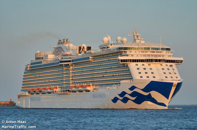 regal princess (Passenger (Cruise) Ship) - IMO 9584724, MMSI 310674000, Call Sign ZCEK6 under the flag of Bermuda