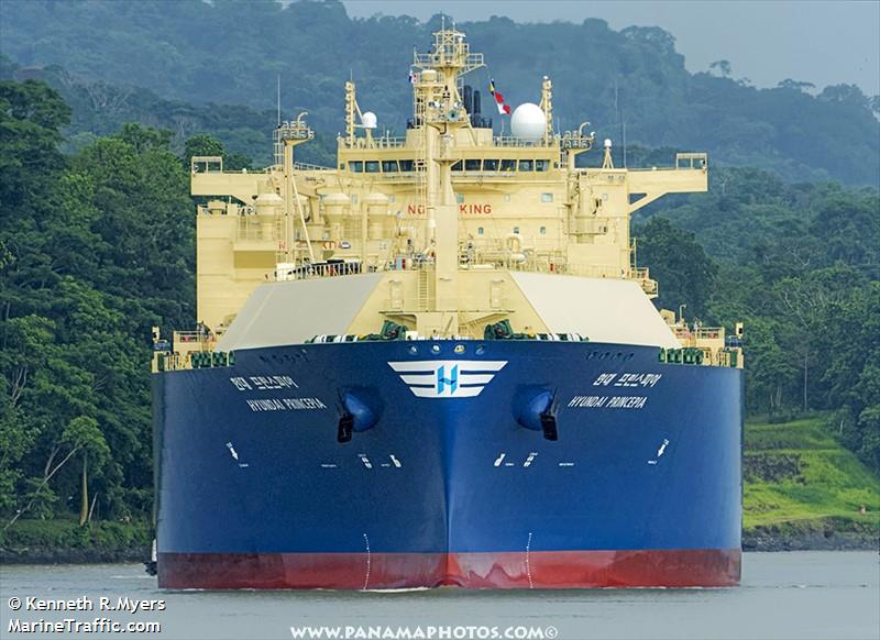 hyundai princepia (LNG Tanker) - IMO 9761841, MMSI 374219000, Call Sign 3EYJ4 under the flag of Panama