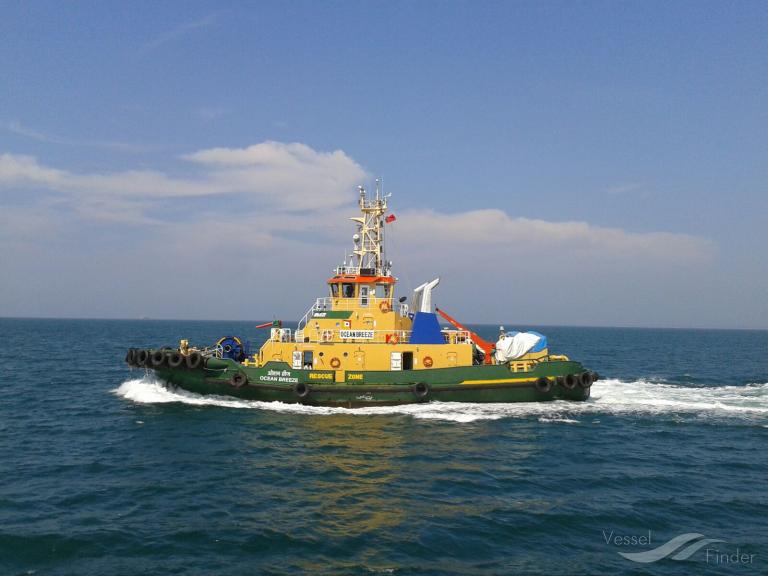 ocean breeze (Tug) - IMO 9561502, MMSI 419000813, Call Sign AWDN under the flag of India