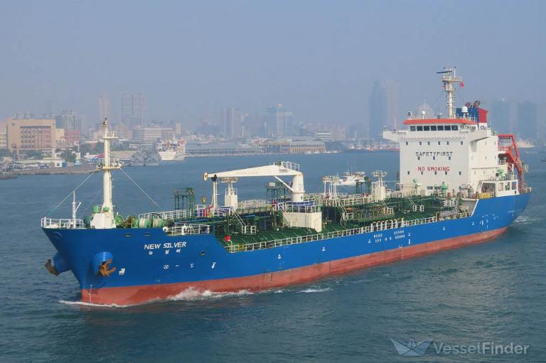 new silver (Chemical/Oil Products Tanker) - IMO 9346043, MMSI 440622000, Call Sign D8SV under the flag of Korea
