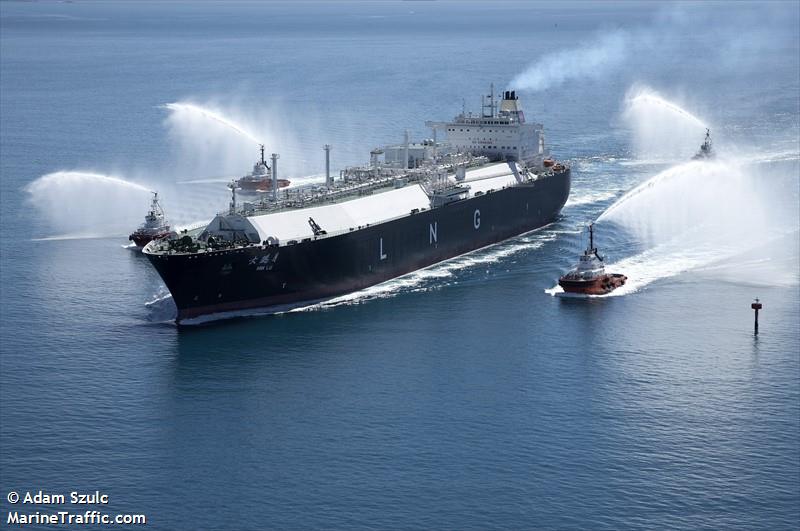 min lu (LNG Tanker) - IMO 9305128, MMSI 477264500, Call Sign VRFI7 under the flag of Hong Kong
