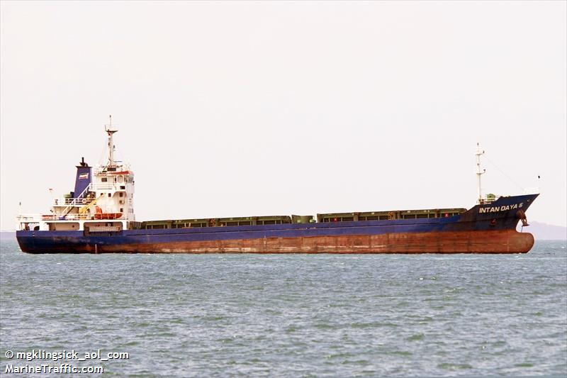 mv.intan daya 5 (General Cargo Ship) - IMO 9647370, MMSI 525012187, Call Sign POHV under the flag of Indonesia