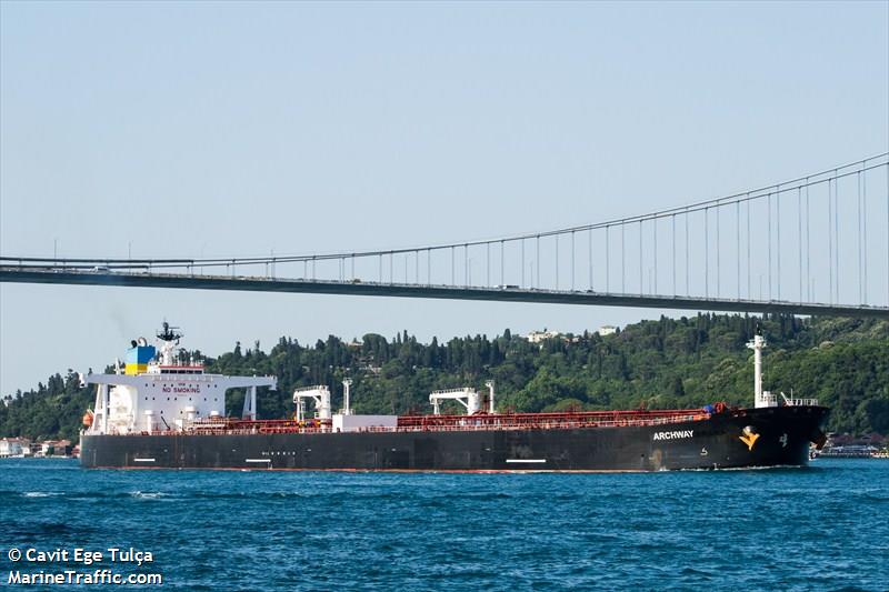 crescent moon (Crude Oil Tanker) - IMO 9271585, MMSI 636015581, Call Sign D5BQ3 under the flag of Liberia