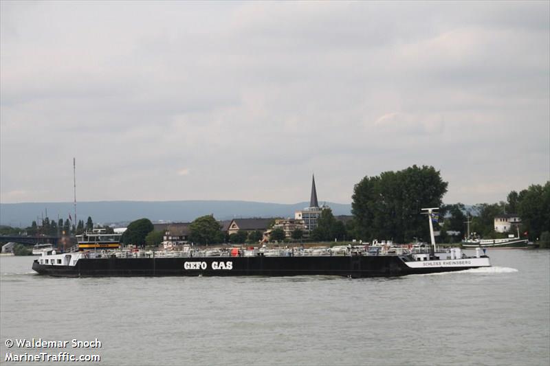 schloss-rheinsberg (Tanker) - IMO , MMSI 211435700, Call Sign DC3984 under the flag of Germany