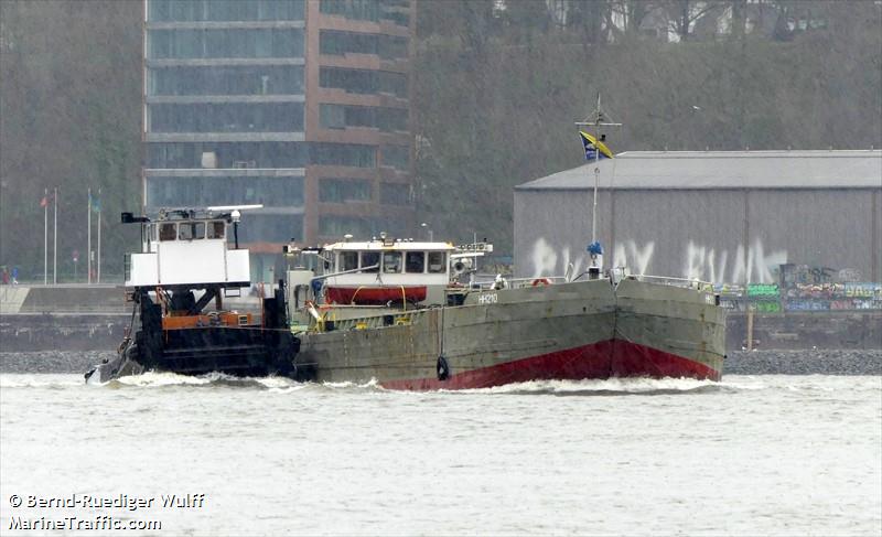 loewe (Tug) - IMO , MMSI 211590310, Call Sign DD3047 under the flag of Germany