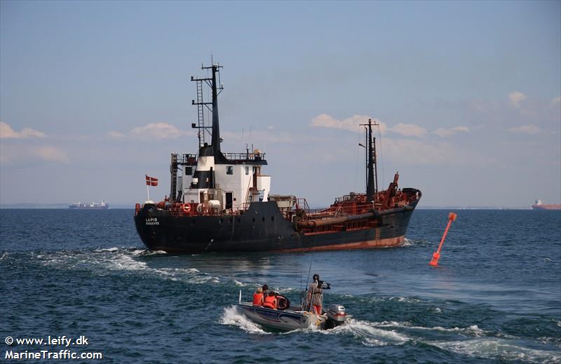 lapis (Hopper Dredger) - IMO 6807462, MMSI 219001819, Call Sign OVQM under the flag of Denmark