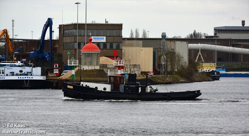 leal (Tug) - IMO , MMSI 244024794, Call Sign PI5370 under the flag of Netherlands