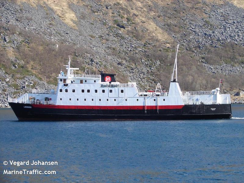 skutvik (Passenger/Ro-Ro Cargo Ship) - IMO 7214583, MMSI 257262500, Call Sign LGFU under the flag of Norway
