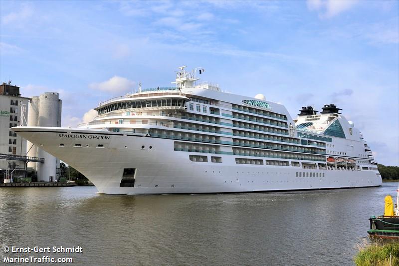 seabourn ovation (Passenger (Cruise) Ship) - IMO 9764958, MMSI 311000585, Call Sign C6CV5 under the flag of Bahamas