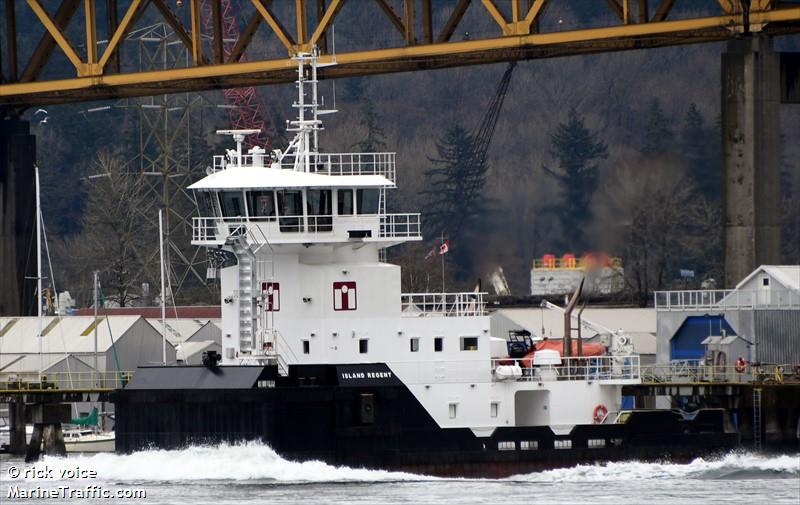 island regent (Pusher Tug) - IMO 9803091, MMSI 316039153, Call Sign CFA2943 under the flag of Canada