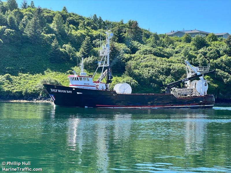 halfmoon bay (Fishing Vessel) - IMO 8003199, MMSI 367124090, Call Sign WCZ6532 under the flag of United States (USA)