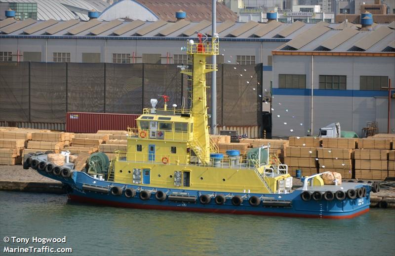 halla (Tug) - IMO 9765196, MMSI 440021320, Call Sign 101 H L under the flag of Korea