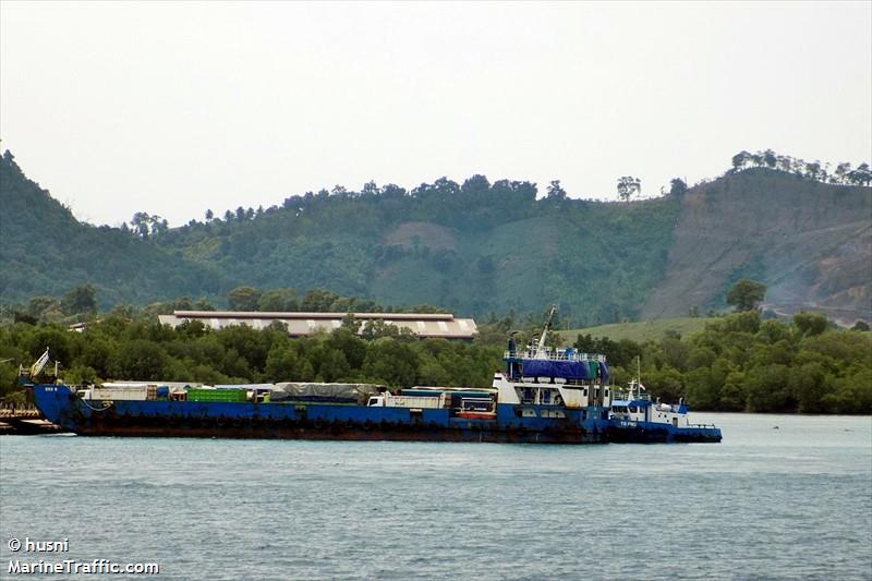 kmp bnr 2 (Landing Craft) - IMO 8748098, MMSI 525019404, Call Sign PNNP under the flag of Indonesia