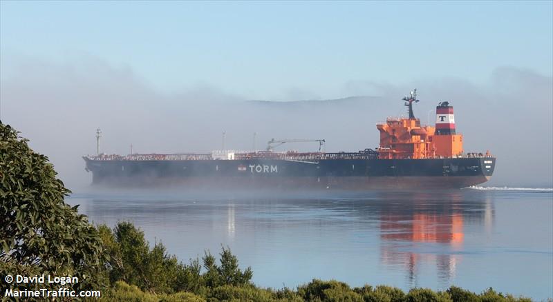 torm moselle (Crude Oil Tanker) - IMO 9254240, MMSI 220563000, Call Sign OYNX2 under the flag of Denmark