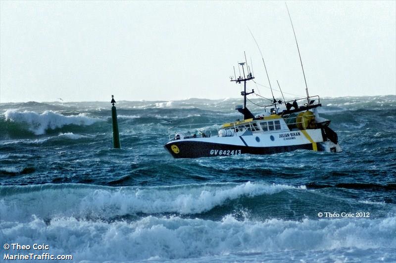 fv julian bihan (Fishing vessel) - IMO , MMSI 228922000, Call Sign FHIW under the flag of France