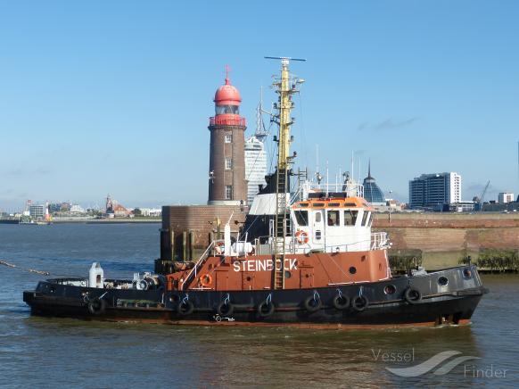 bock (Tug) - IMO 7612644, MMSI 230091500, Call Sign OJSB under the flag of Finland