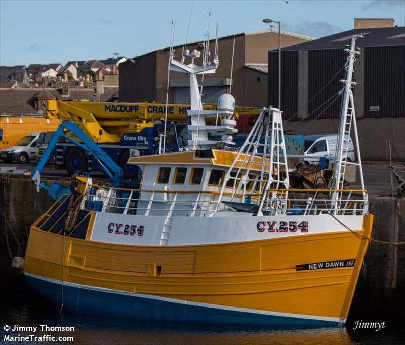new dawn fr470 (Fishing vessel) - IMO , MMSI 235007420, Call Sign MELK8 under the flag of United Kingdom (UK)