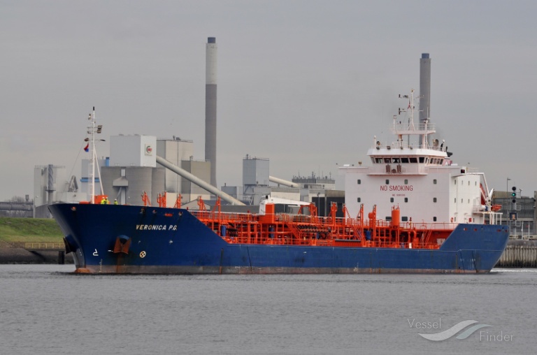 veronica pg (Chemical/Oil Products Tanker) - IMO 9285328, MMSI 235007440, Call Sign MEPV6 under the flag of United Kingdom (UK)