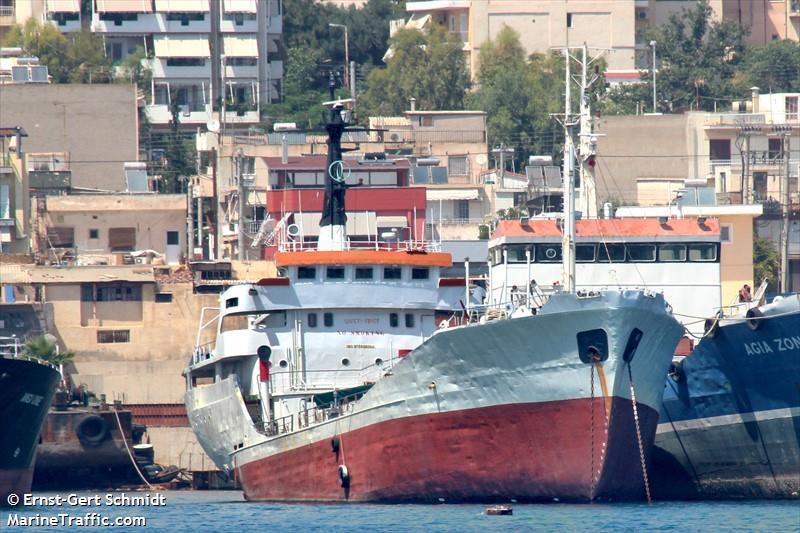 crystal water (Chemical Tanker) - IMO 6902004, MMSI 240868000, Call Sign SVA2251 under the flag of Greece